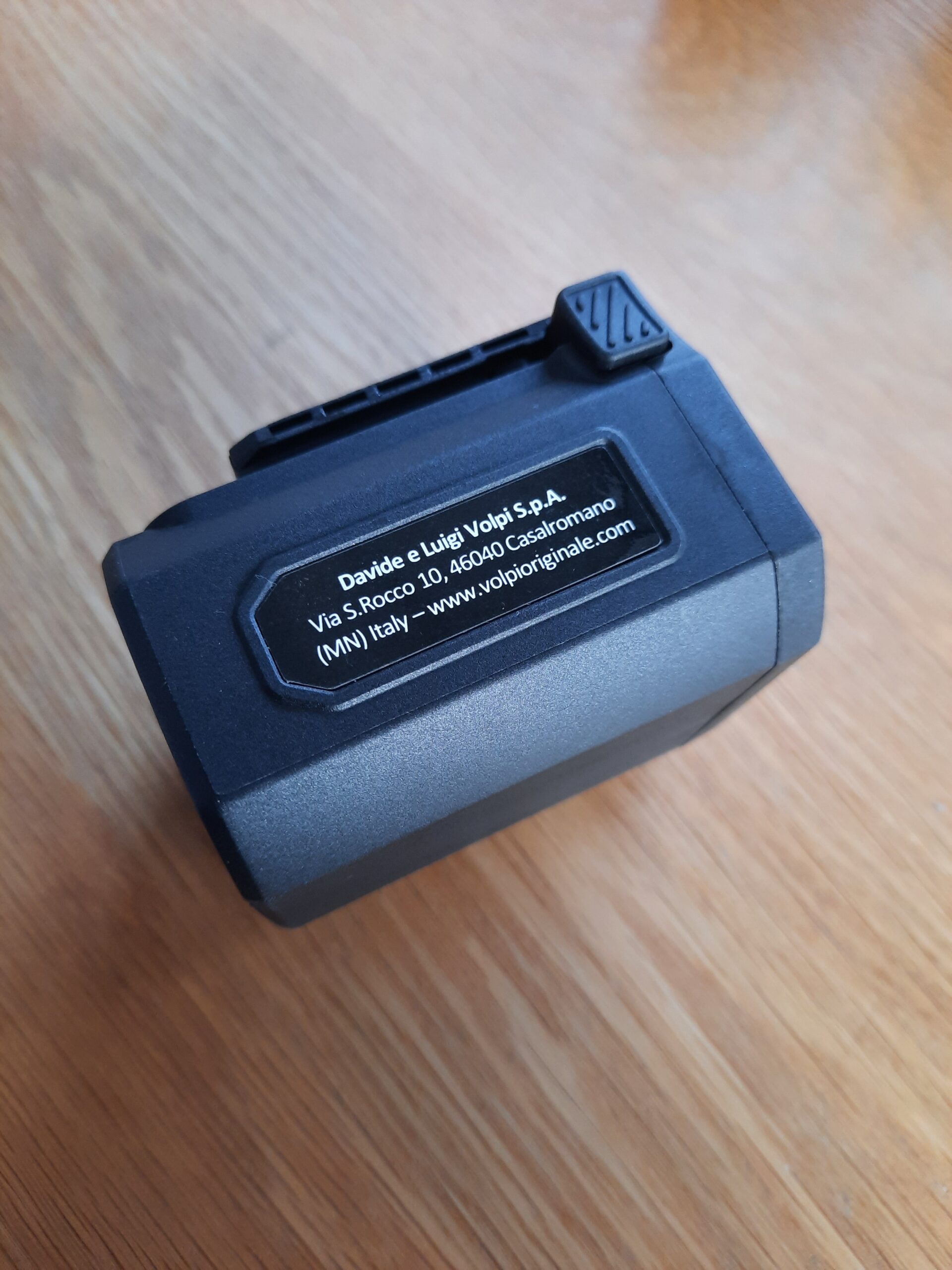 Batería de repuesto para tijera de podar inalámbrica KV 380 Volpi. - Imagen 3